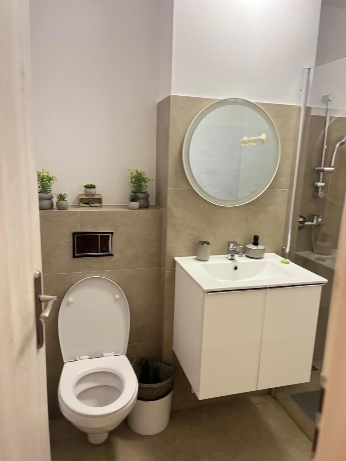 Apartament De Lux Craiova Buitenkant foto