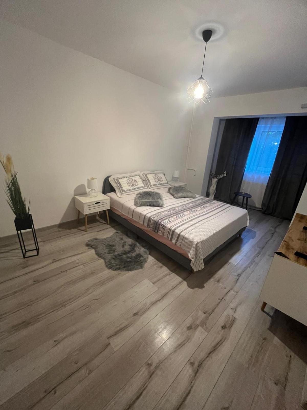 Apartament De Lux Craiova Buitenkant foto