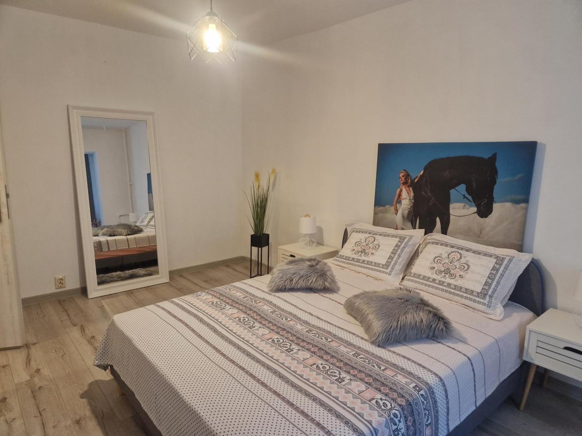 Apartament De Lux Craiova Buitenkant foto